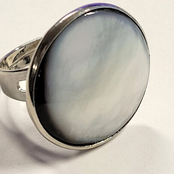 Natural Mother of Pearl Ring, Handmade Ring with Adjustable Band - Picture 7 of 15